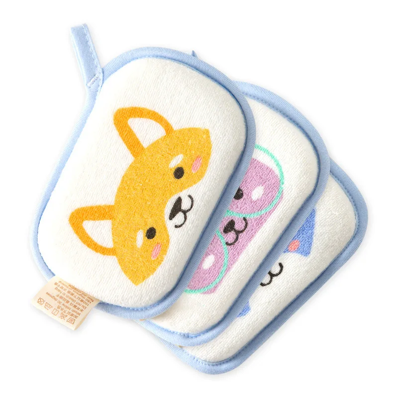 Cepillo de baño bebé con esponja suave y diseños animados