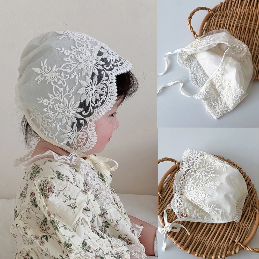 Sombrero de encaje para bebé niña con flores bordadas y volantes - imagen 2