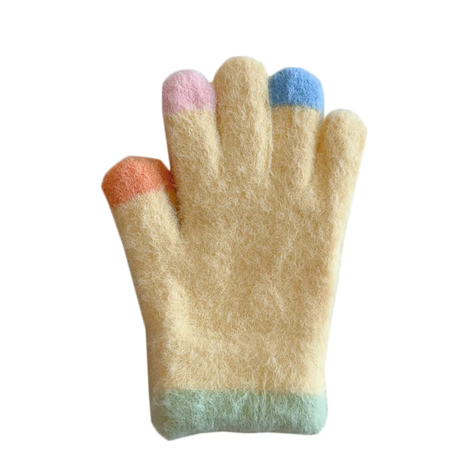 Guantes acrílicos tejidos color caramelo para niños