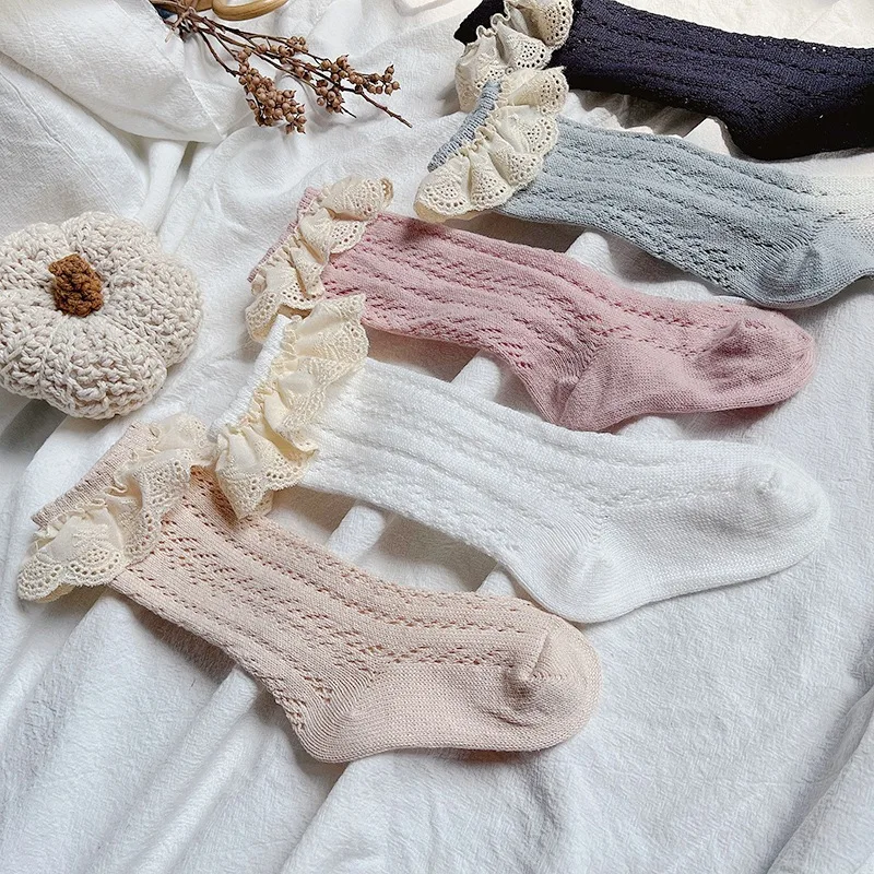 Calcetines largos con volantes para niña – Algodón suave con encaje floral - imagen 3
