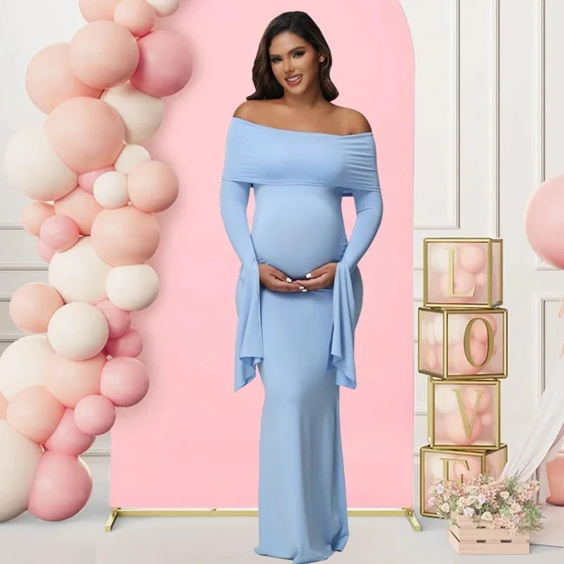 Vestido de maternidad largo con hombros descubiertos para sesión - imagen 4