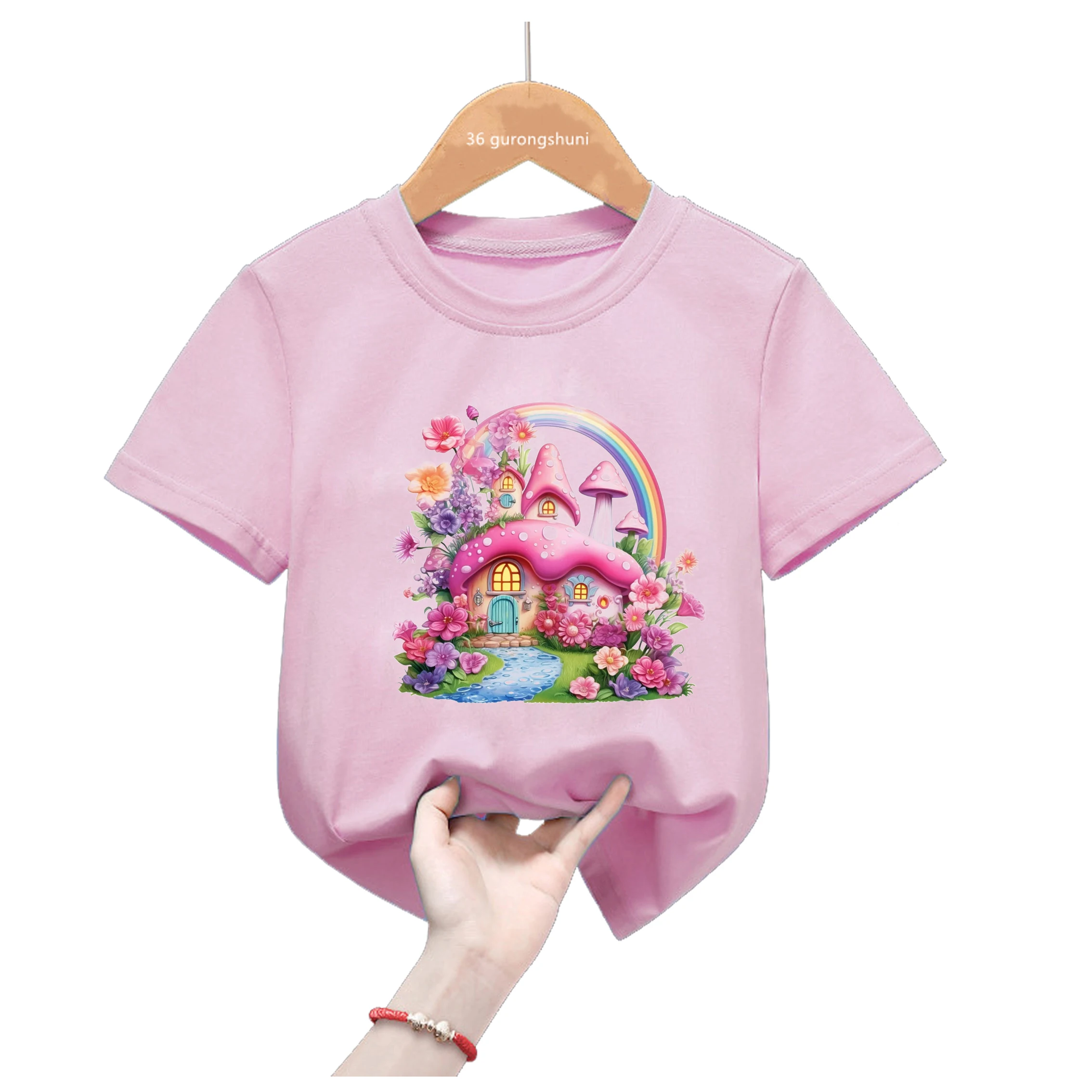 Camiseta orgánica para niña con estampado de mariposas en tonos pastel - imagen 3