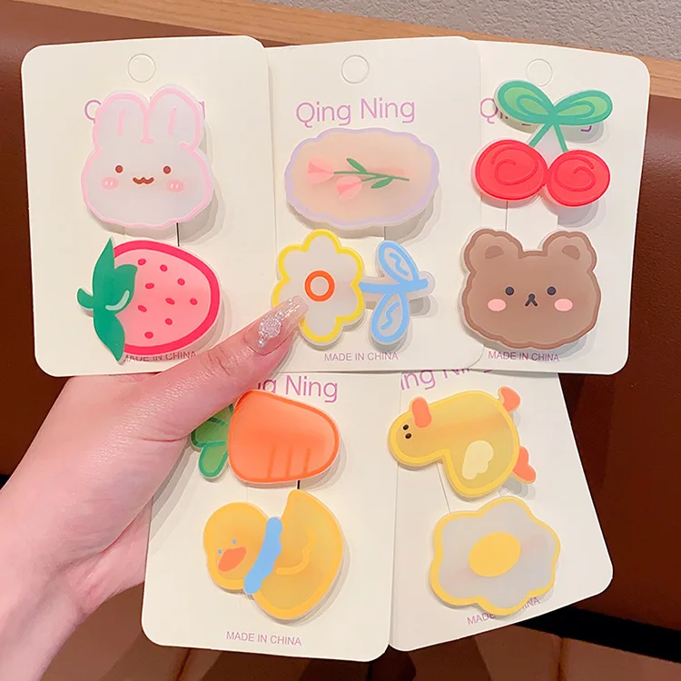 Pinzas para el pelo de pato de dibujos animados con cerezas acrílicas - imagen 2