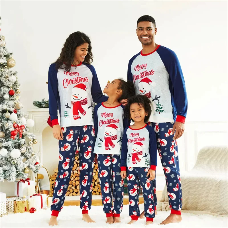 Conjunto navideño a juego para familia