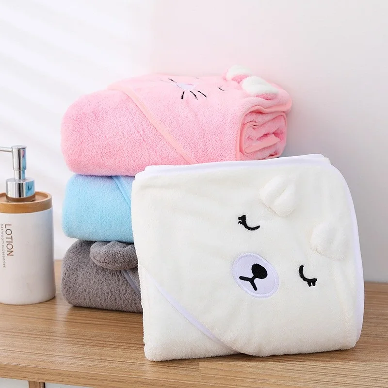 Albornoz de bebé con capucha suave y cálida para baño - imagen 5
