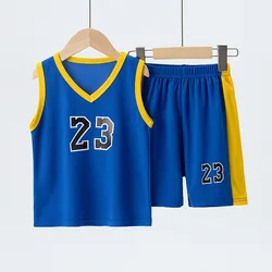 Conjunto deportivo infantil sin mangas con cuello V y pantalón corto