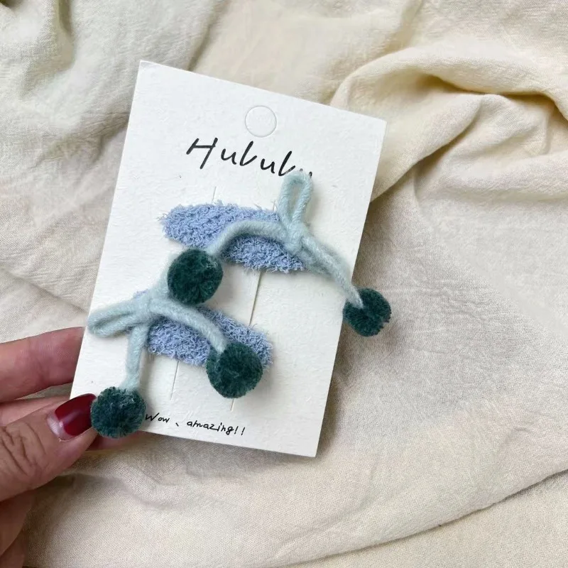 Pinzas de pelo con pompón para niñas – Antideslizantes otoño invierno - imagen 4