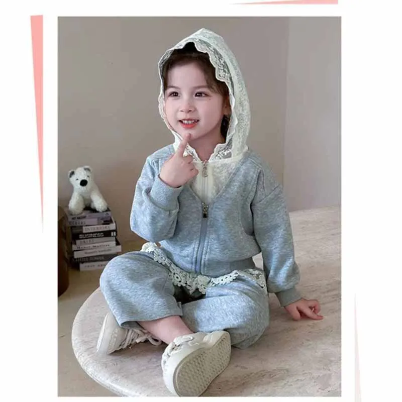 Conjunto de niña otoño: sudadera con capucha y encaje - imagen 5