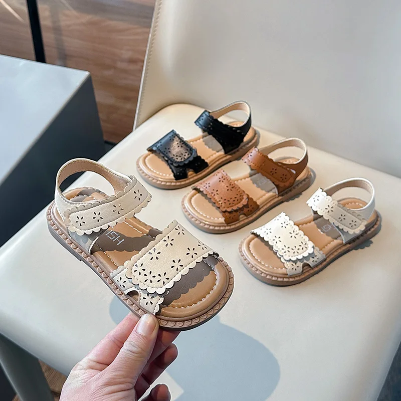 Sandalias de verano para niñas caladas con suela antiresbalante - imagen 5
