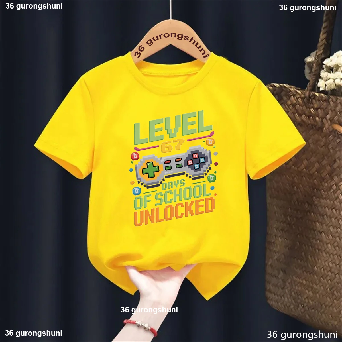 Vista de la camiseta con estética kawaii