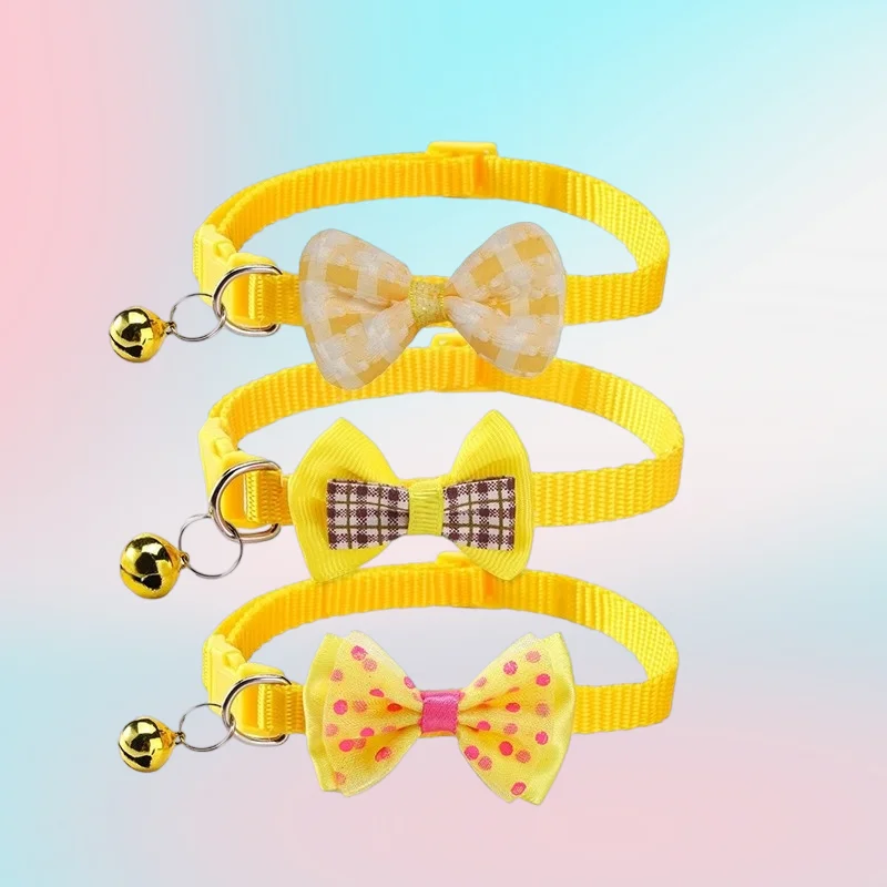 Collar para mascotas ajustable con campana y lazo colorido - imagen 3