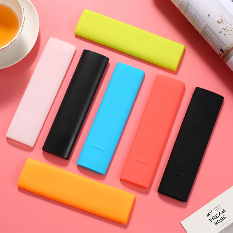 Funda colocada sobre el Mi Box