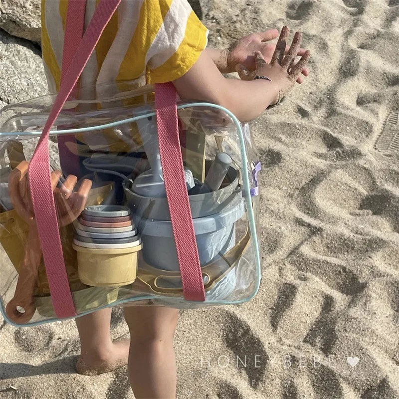 Bolsa de mamá abierta mostrando interior