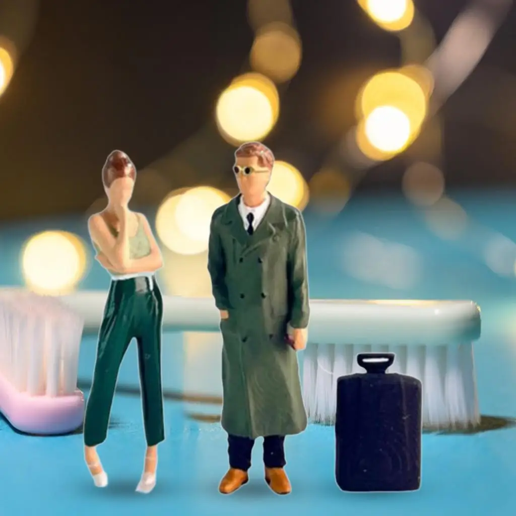 Figuras para diorama pintadas a mano con maleta coleccionable - imagen 4