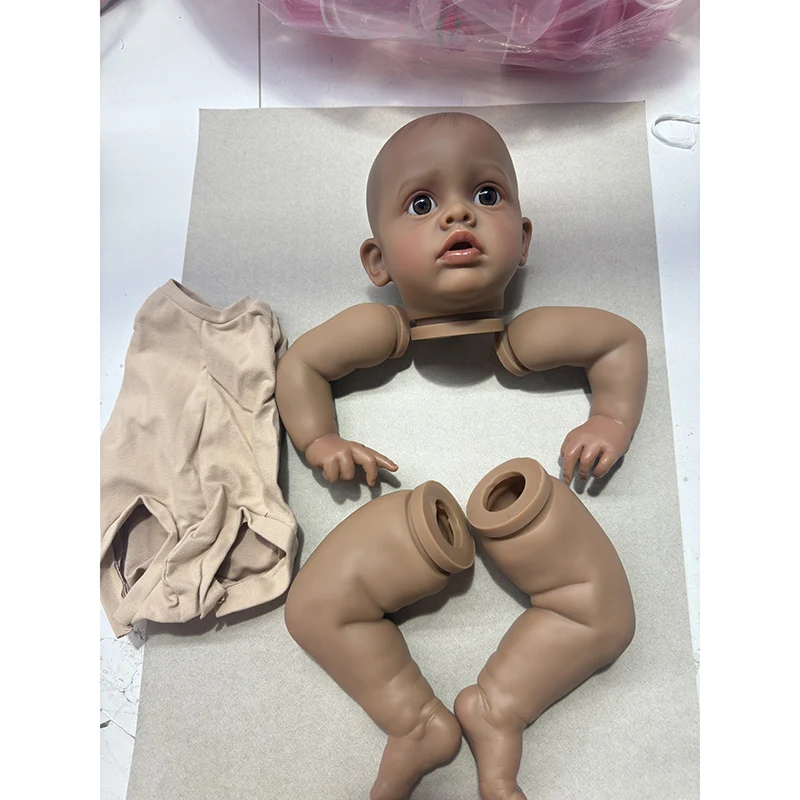 NPK muñeca reborn pintada a mano piel oscura con ojos realistas - imagen 2