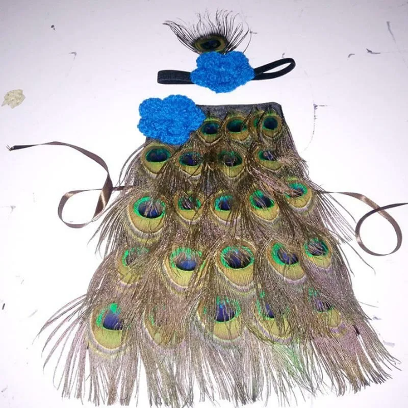 Disfraz pavo real bebé con alas de plumas para sesión de fotos - imagen 2