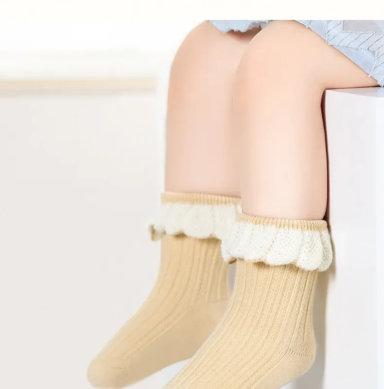 Calcetines de encaje otoñales para bebé