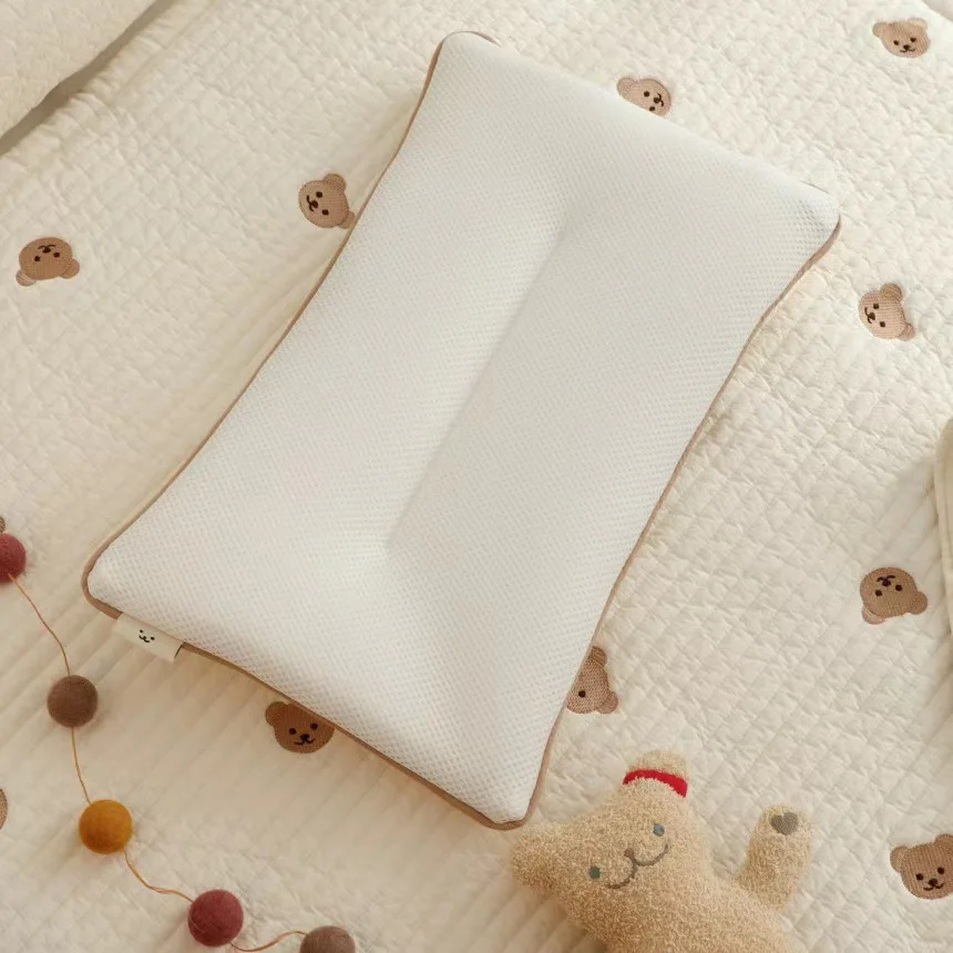 Almohada transpirable para niños y recién nacidos