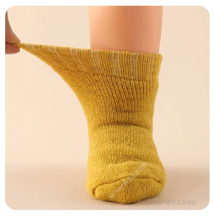 Calcetines de lana para uso doméstico infantil
