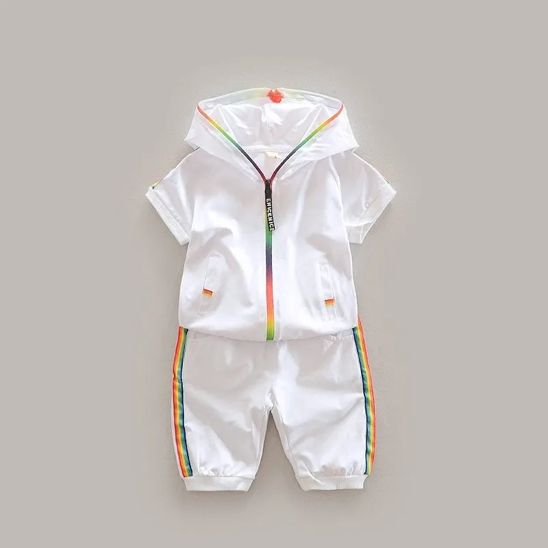 Conjunto veraniego infantil con sudadera y short – Estilo deportivo - imagen 5