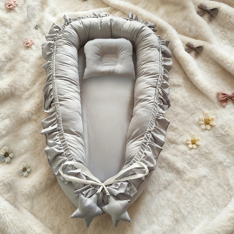 Babynest transpirable de algodón para recién nacido con volantes - imagen 2