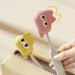 Funda antipolvo para cepillo de dientes con diseño gato kawaii