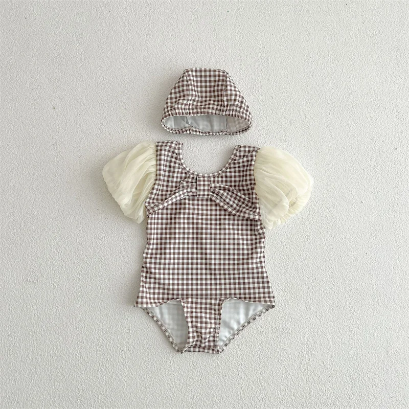Bañador niña de una pieza con lazo y manga corta para verano