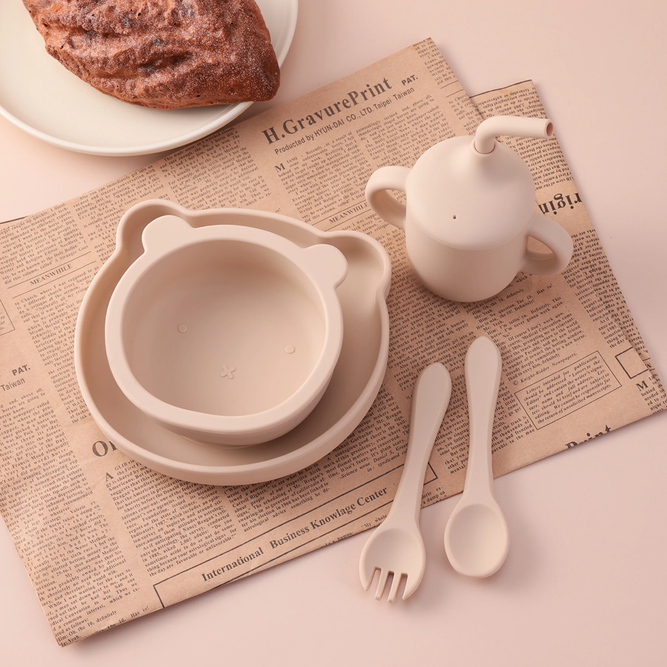 Dihes Set Vajilla Silicona Bebé con Plato, Cubiertos y Vaso - imagen 4