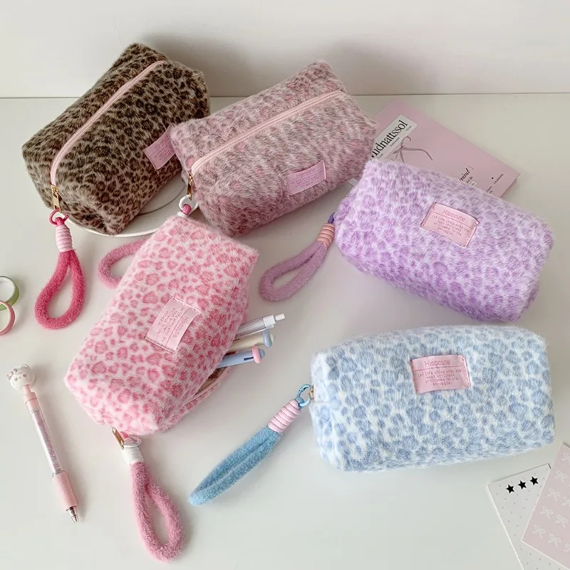 Estuche escolar de leopardo para lápices y bolígrafos - imagen 2