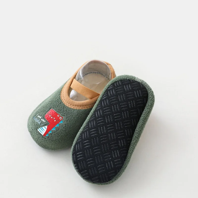 Zapatillas bebé primeros pasos con suela antideslizante invierno - imagen 4