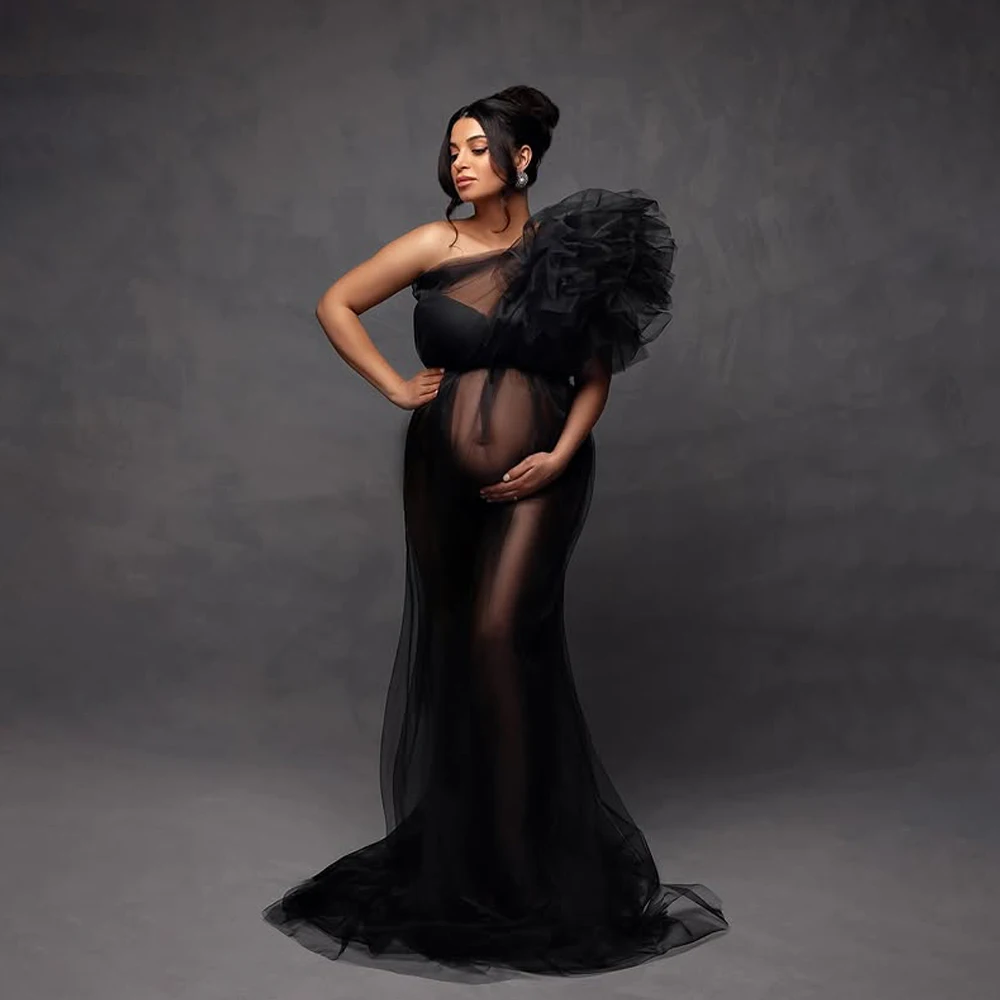 Vestido de maternidad bohemio fluido en tul de un hombro - imagen 4