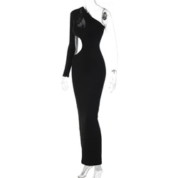 Vestido de maternidad cruzado con hombros descubiertos
