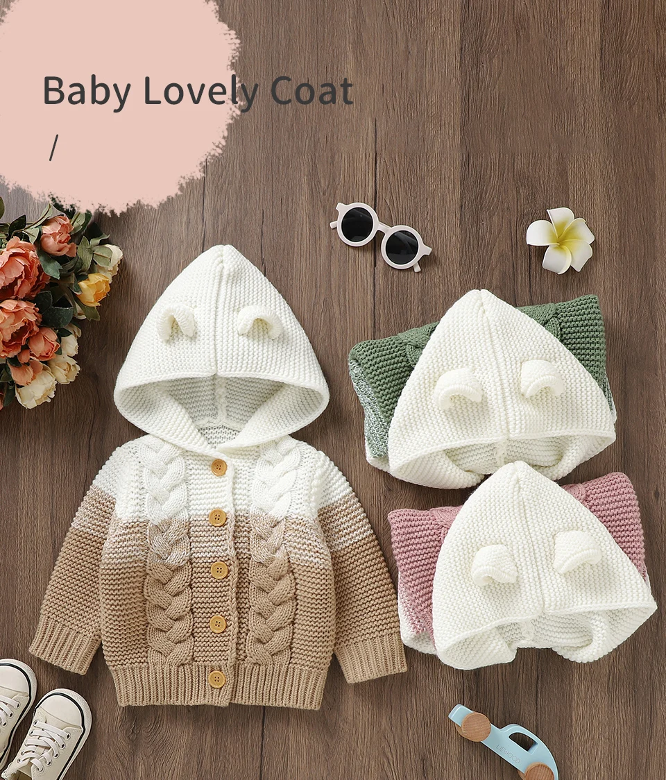 Suéter beige con capucha para bebé