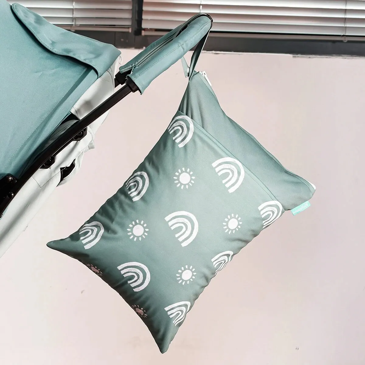 Bolsa de pañales impermeable de neopreno con cremalleras - imagen 3