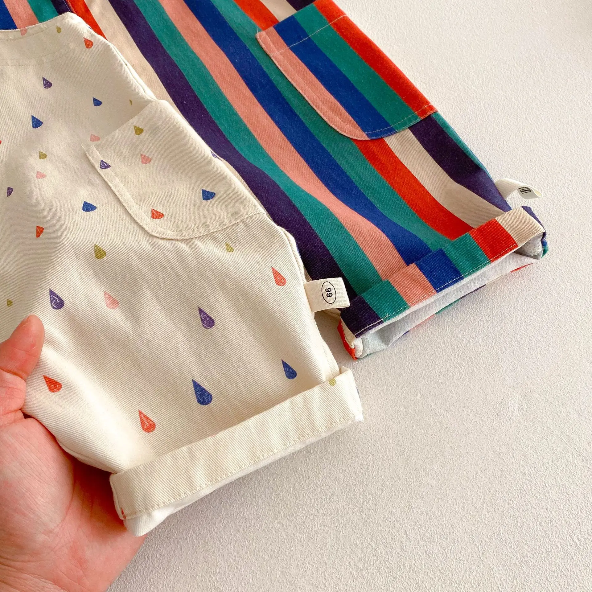 Pantalones a rayas con tirantes de lunares primavera para bebé y niños