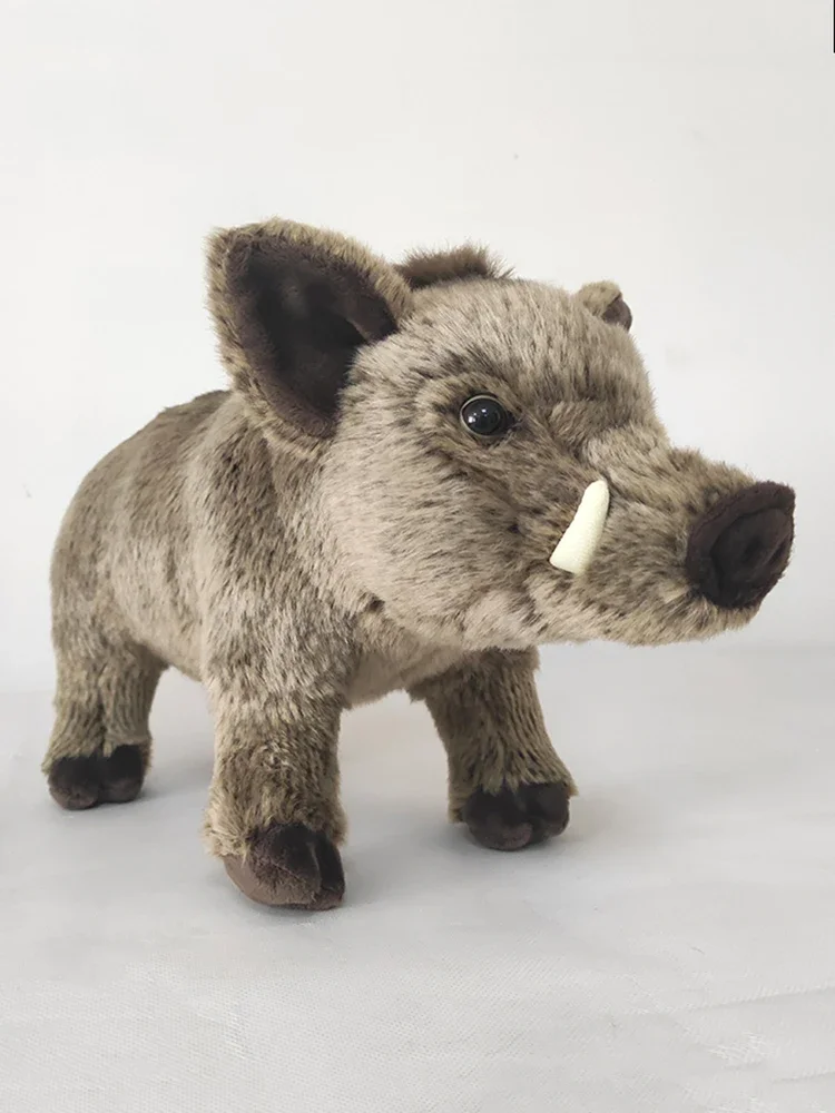 Peluche warthog africano de Miss Bloom