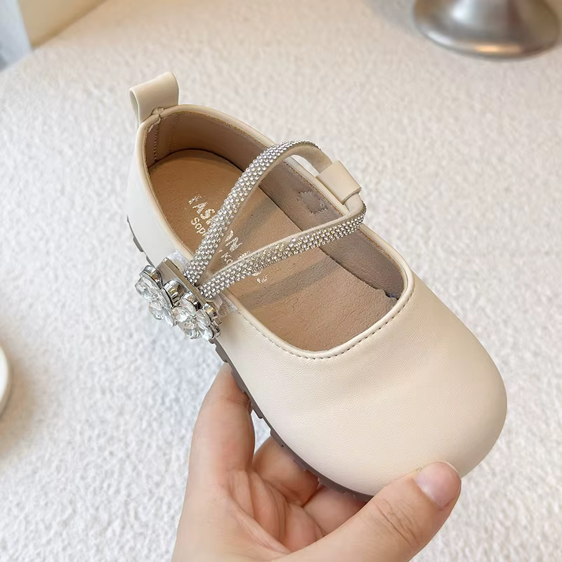 Zapatos Mary Jane de niña con estilo princesa y diamantes - imagen 5