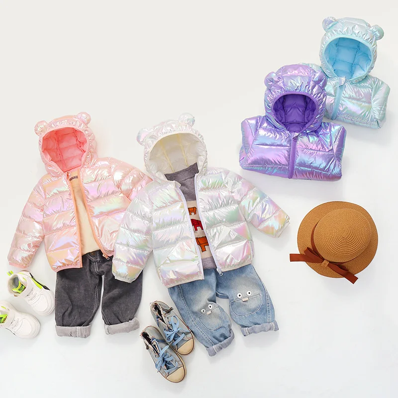 Chaqueta infantil con capucha para invierno