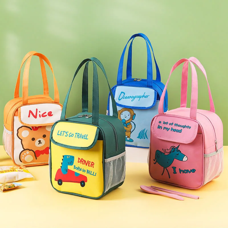 Fiambrera infantil en uso