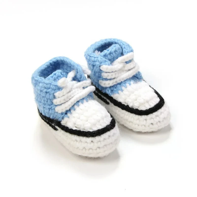 Par de zapatitos de punto para bebé