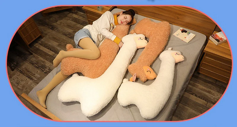Comparativa de tamaños de la alpaca de peluche