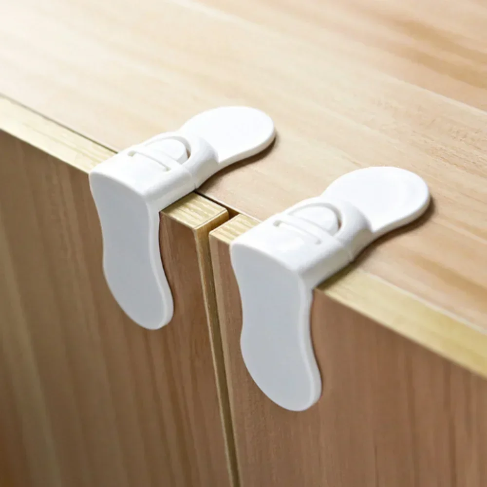 Uso en muebles con acceso infantil