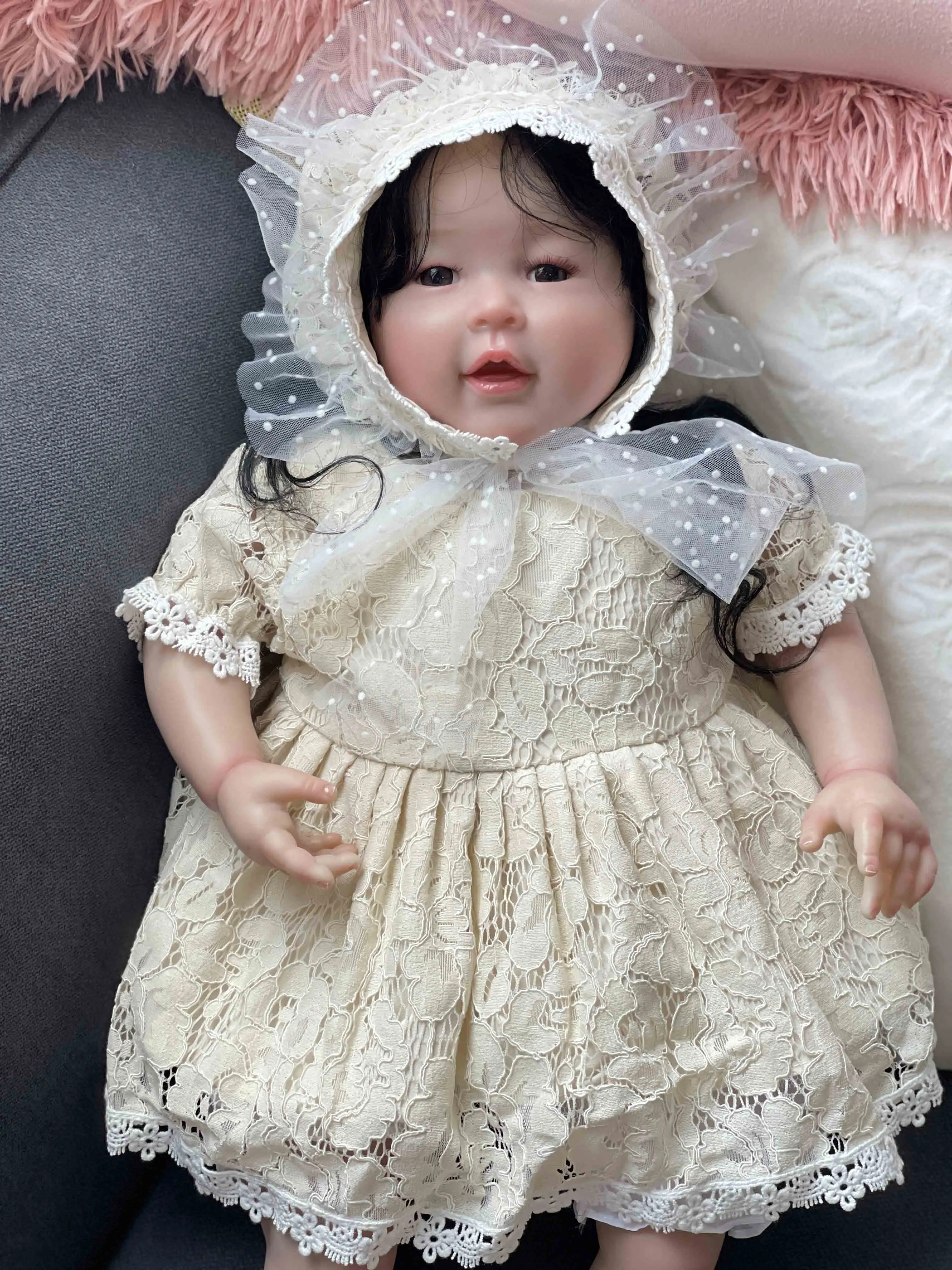 Muñeca Meilien vestida con ropa de princesa