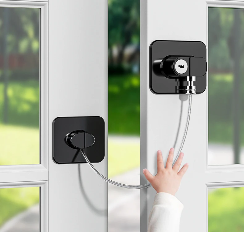 Cerradura de seguridad instalada en refrigerador