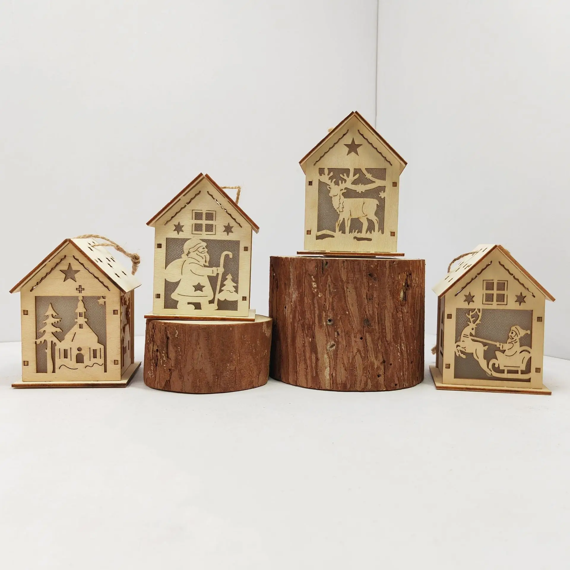Adorno navideño de madera para casa - detalle artesanal
