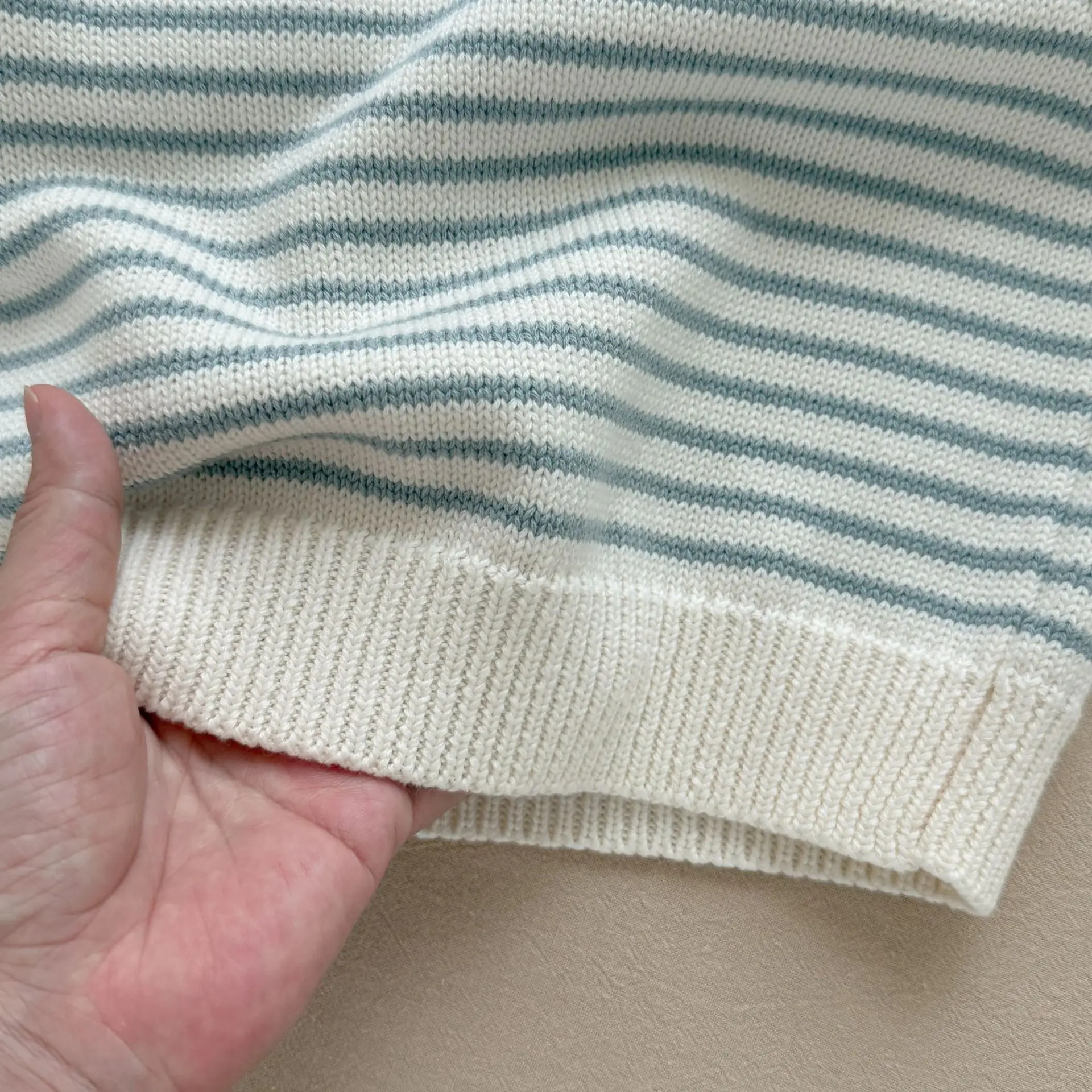 Chaleco sobre vestido
