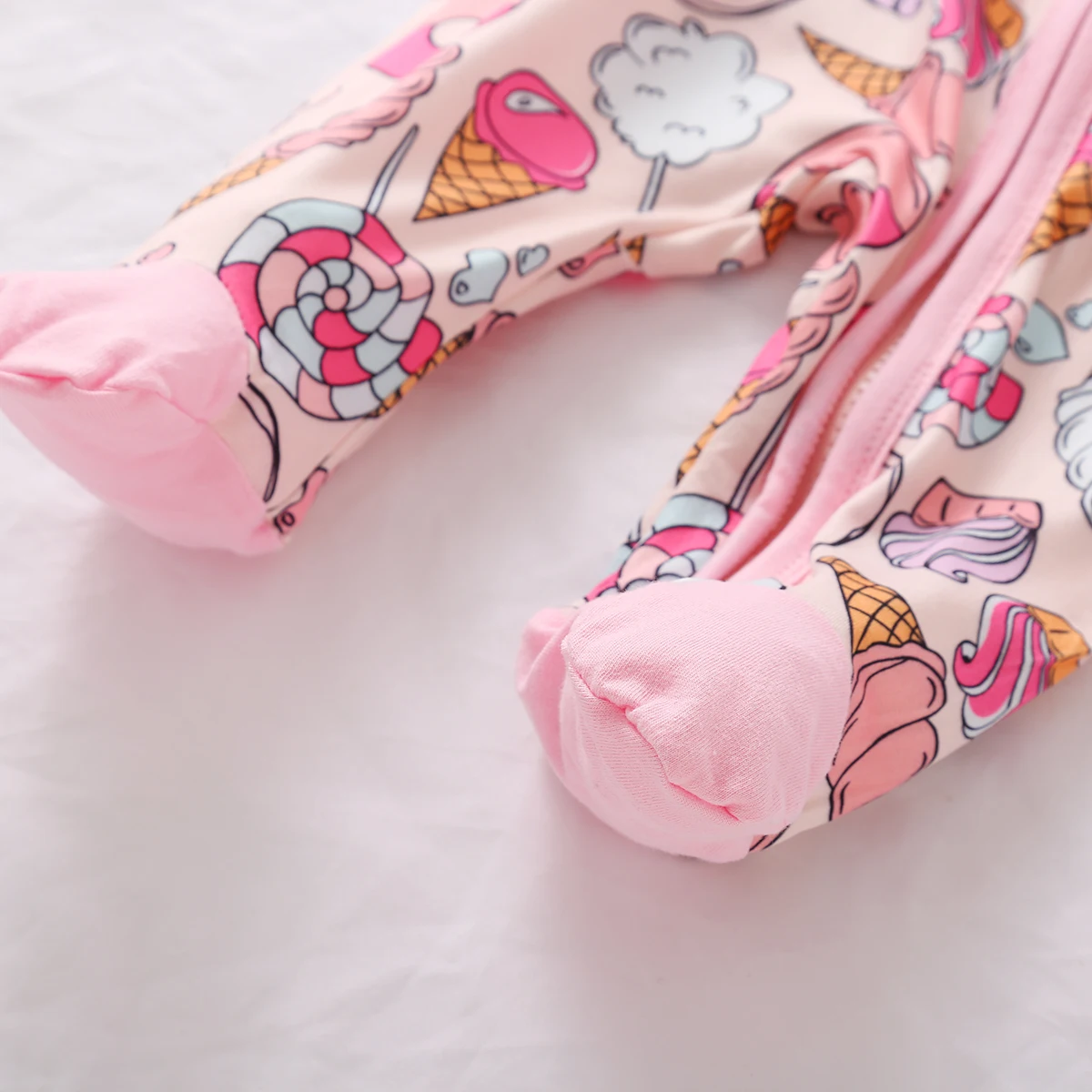 Body bebé manga larga con volantes y estampado donuts cactus - imagen 5