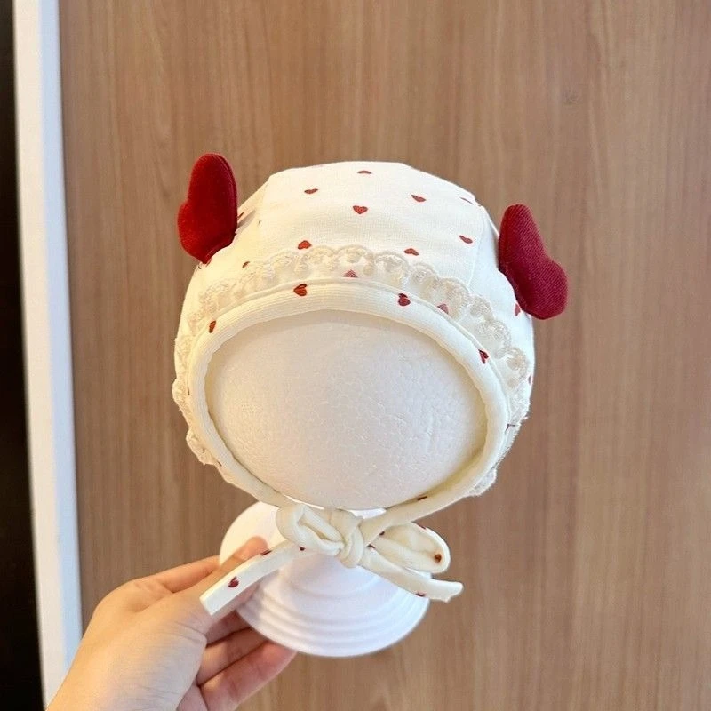 Gorro de bebé princesa con cerezas: protege frente y oídos al viento - imagen 5