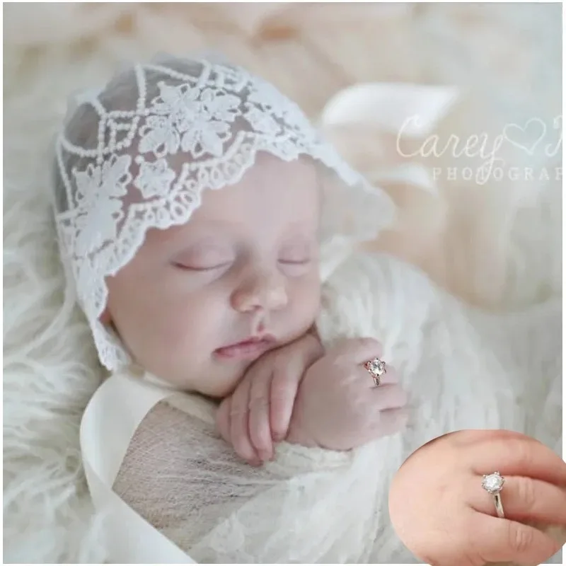Conjunto recién nacido gorro de encaje y manta suave Angora floral