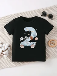 Camiseta infantil estampado globos y bandera de carreras
